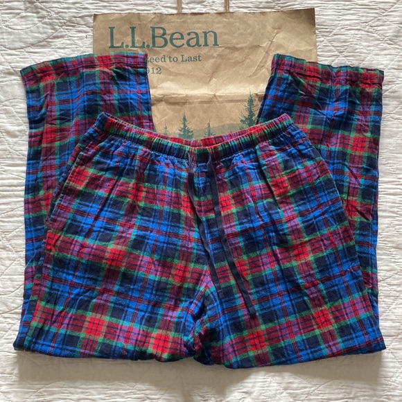 LL Bean Flannel Sleep Pants - Picture 3 of 12